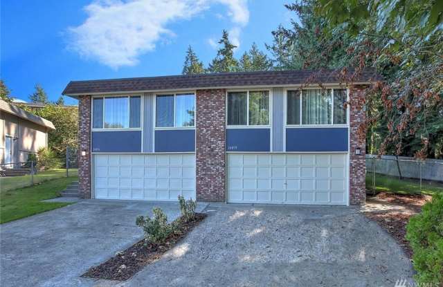 Cozy Duplex Home On Quiet Road in Kent a Must See! photos photos Cozy Duplex Home On Quiet Road in Kent a Must See! photos photos