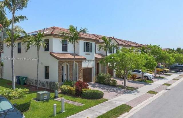 11347 SW 232nd Ter photos photos