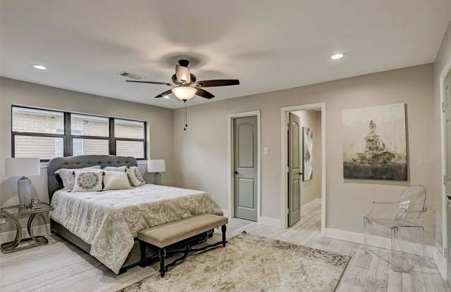 9726 Braesmont Drive Gallery 4
