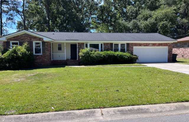 Available May 1st. Totally Remodeled 3 BR/2 BA photos photos