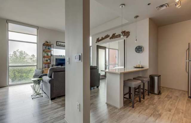 1 Bed/1 Bath Condo at 5th and Main, Assigned Parking, Washer/Dryer/Covered Balcony photos photos