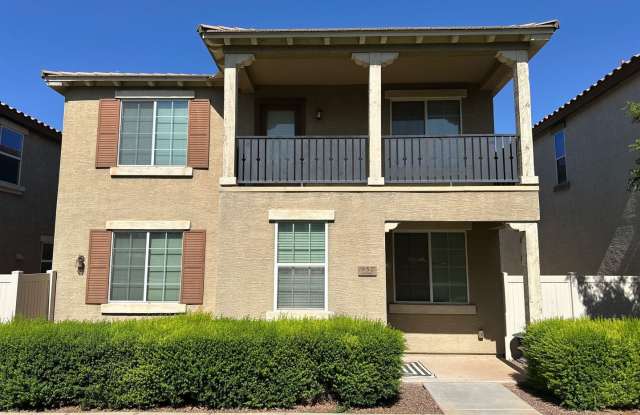 It’s the home you’ve been waiting for!! - 957 South Almira Avenue, Gilbert, AZ 85296
