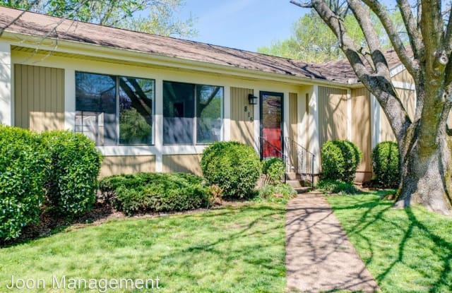 815 Bellevue Rd - 815 Bellevue Road, Nashville, TN 37221