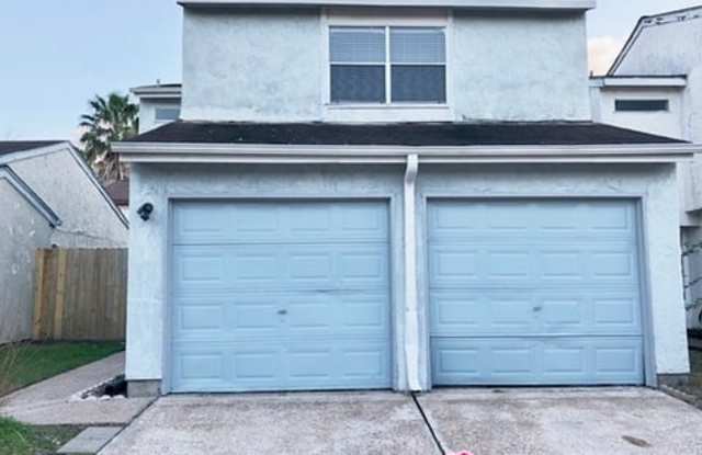 10319 Richmond Hill Drive - 10319 Richmond Hill Drive, Houston, TX 77041