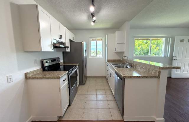 Suncrest (Ewa Gentry) - Upstairs 2 bdrm, 1 bath, 2 parking, full size washer/dryer photos photos