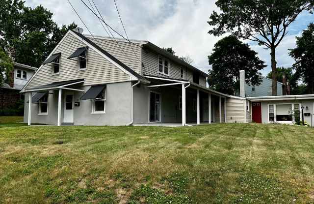 63 N FIFTH - 63 North 5th Street, Souderton, PA 18964