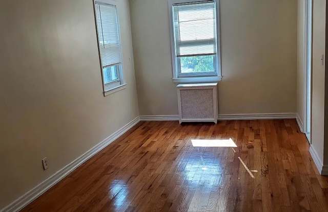 4633 215th St # 2 Gallery 3