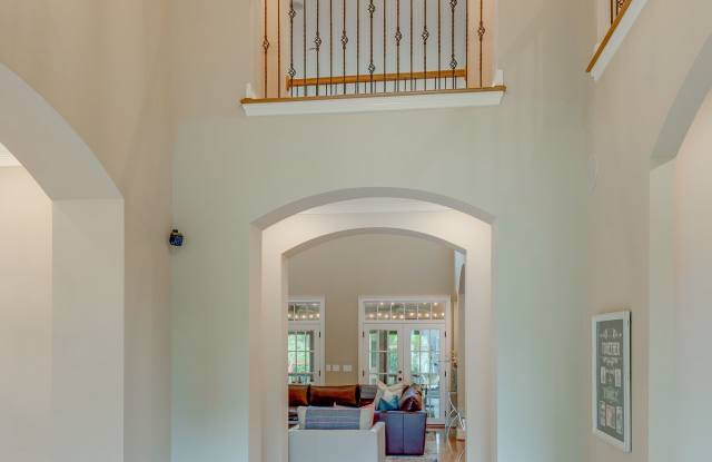 3919 Vailwood Dr Gallery 2