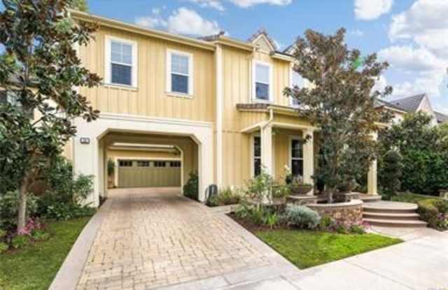 24 Desert Willow Gallery 3