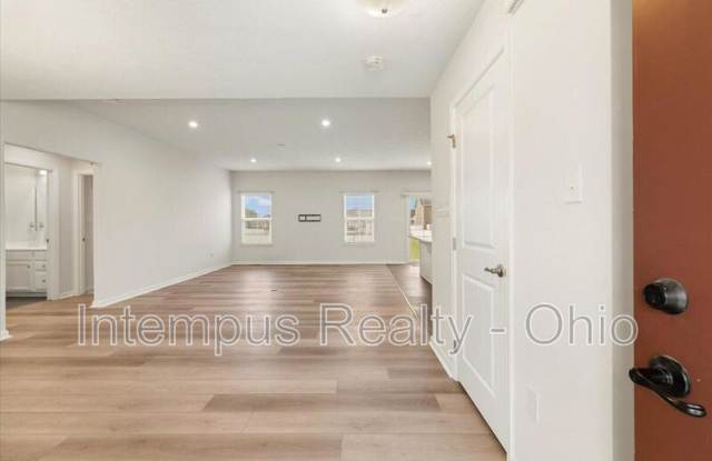 168 Chapel Dr E Gallery 3