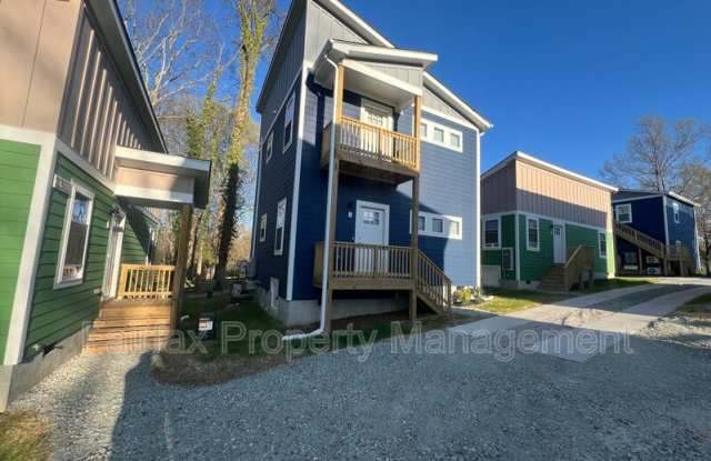 2311 Owen St photos photos