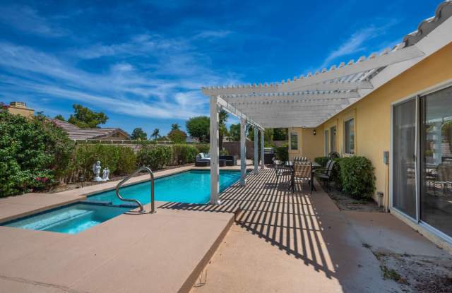 44210 Mariposa Court Gallery 2