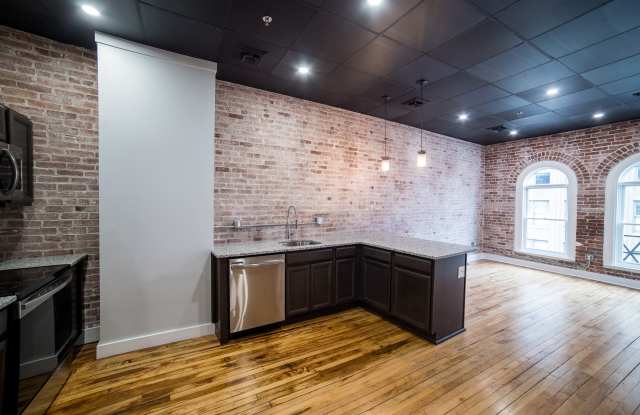 22 State St #4 Gallery 4