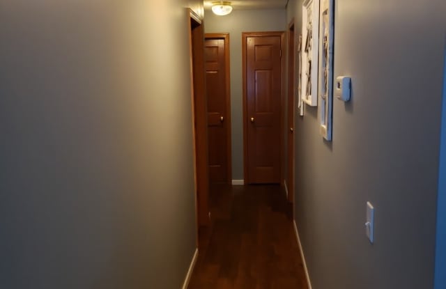 7414 Derby Lane Gallery 4