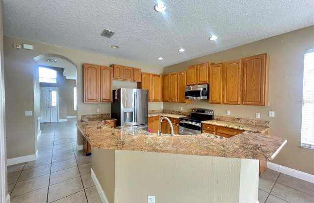 10366 CYPRESS KNEE Circle Gallery 2
