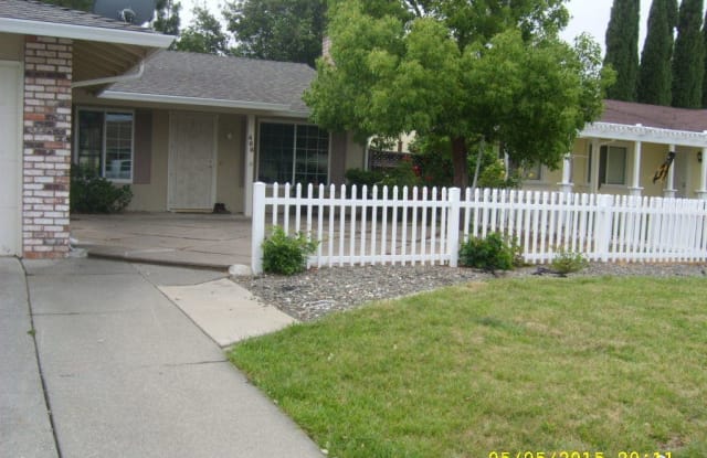 468 Robert Road Vacaville, CA 95687-3321 - 468 Robert Rd, Vacaville, CA 95687