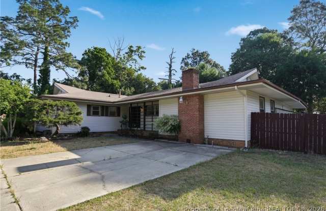1829 Martindale Drive photos photos