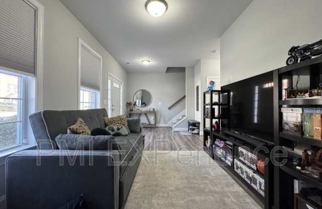 1001 Rye Dr Gallery 4