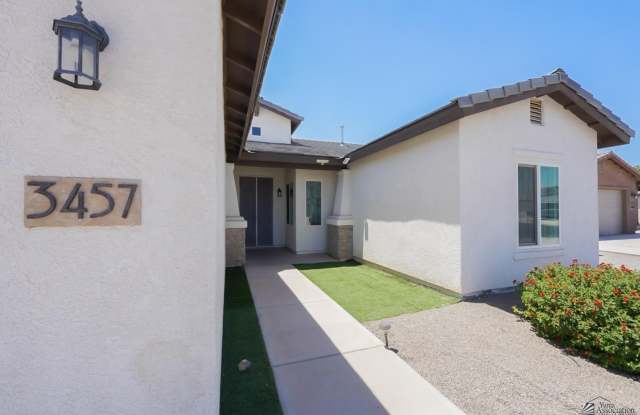 3457 W 39 LN Gallery 3