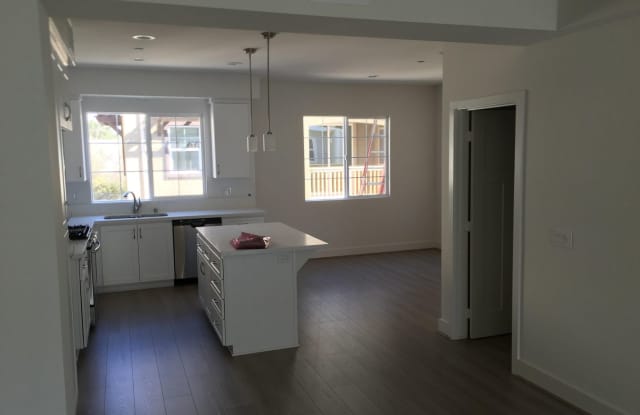 Beautiful 4 bedroom, 3.5 bathroom home in San Luis Obispo! photos photos