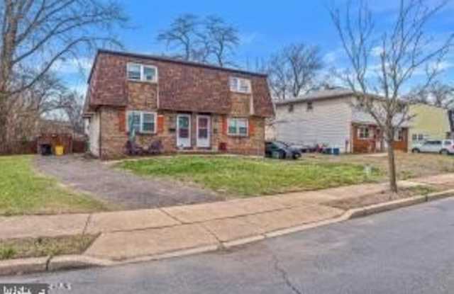 147 NEW CEDAR LA photos photos