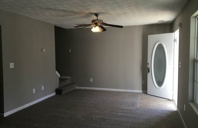 106 Cobblestone Drive Gallery 2