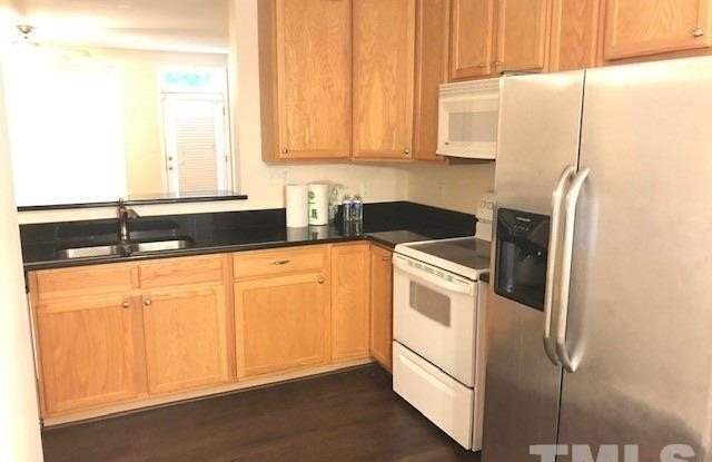 5504 Bradford Pear Court Gallery 4