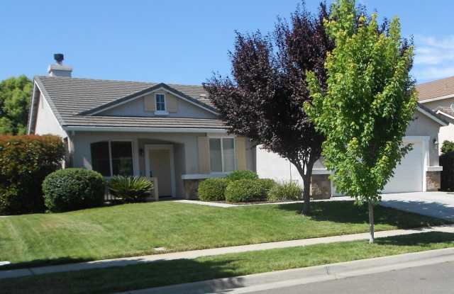 4 bedroom 2 bath home located in Yuba City photos photos