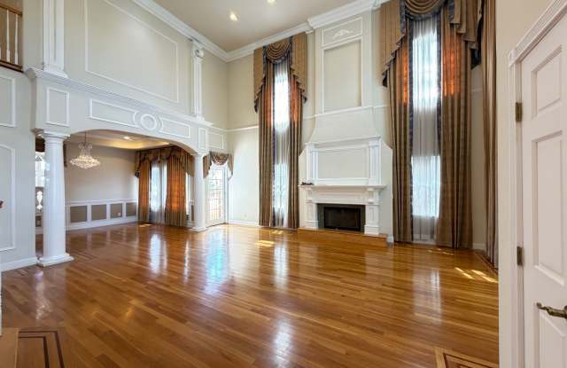 738 Palmera Court  - 30% Rental Fee Gallery 4