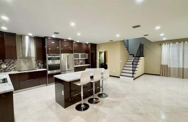 1094 Redwood St photos photos