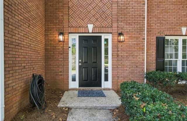 2280 Orleans Avenue Gallery 2