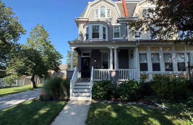 Available Now! Home for Rent in Suburban SD. Gallery 1