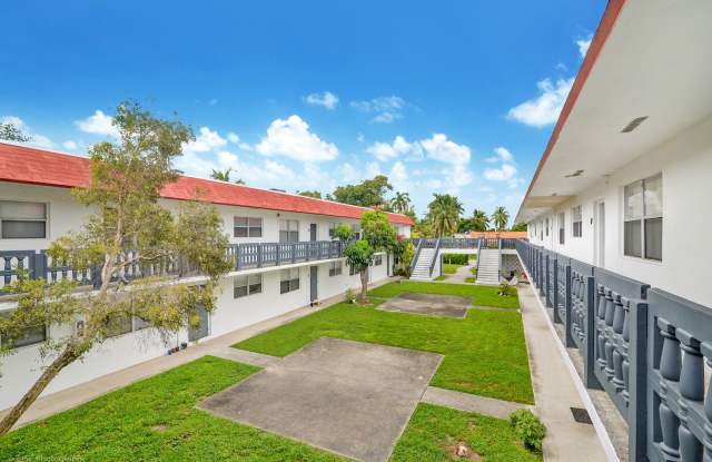 111 Biscayne Gardens, LLC Gallery 1