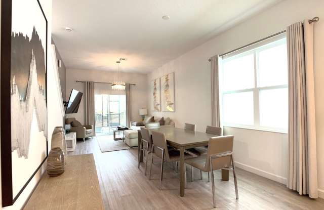 Fully Furnished & Move-In Ready – Lawn Care, Pool Maintenance, and Pest Control are Included! Gallery 3