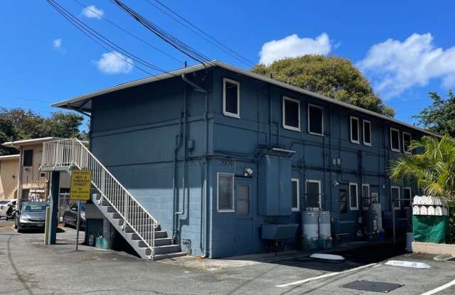 Mo'ili'ili/University - Varsity Circle - Studio, 1 bath, 1 parking - $1,200 photos photos