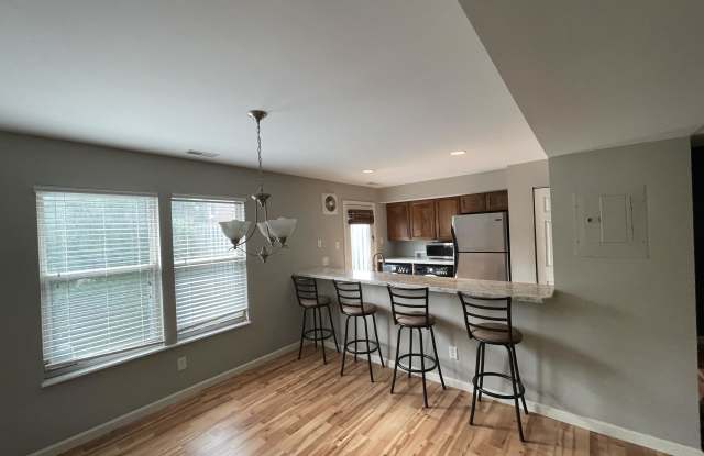 4367 Laclede Avenue, Unit F Gallery 4
