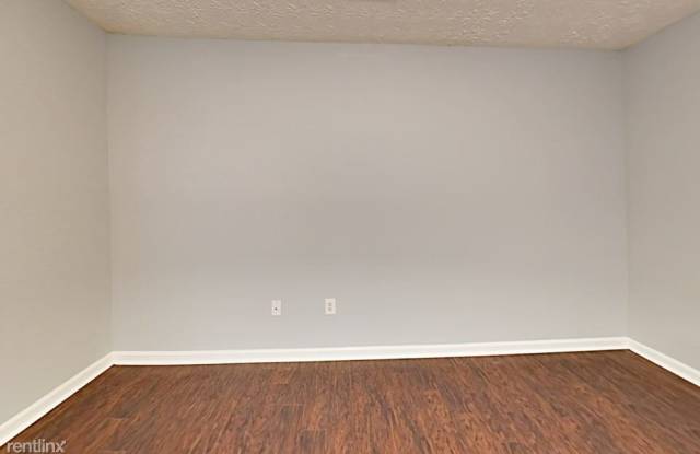1025 Magnolia Gardens Walk Gallery 4