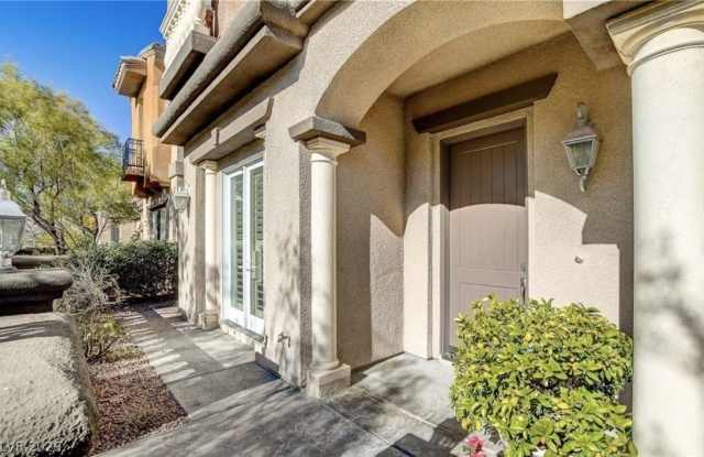 2428 Granada Bluff Court Gallery 2