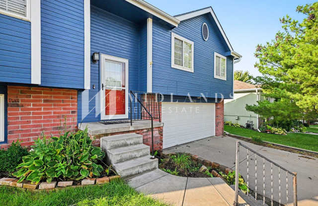 Bellevue Split Entry Gallery 3