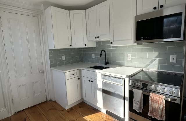 41 Court Street - 41 Court Street, Dover, NH 03820