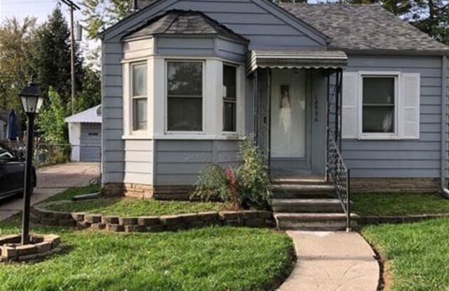 18996 Elkhart St - 18996 Elkhart Street, Harper Woods, MI 48225