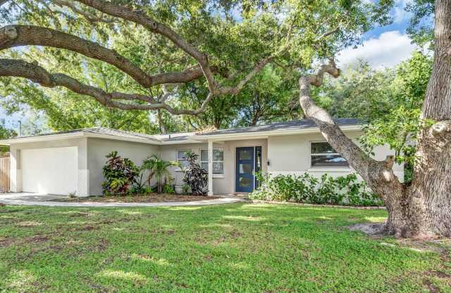 Charming 3-Bedroom Rental in the Heart of Dunedin! Available for Lease 5/1/25 - 1120 Jackmar Road, Dunedin, FL 34698