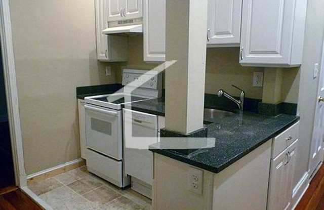 2 bed split in Fenway - 65 Burbank Street, Boston, MA 02115