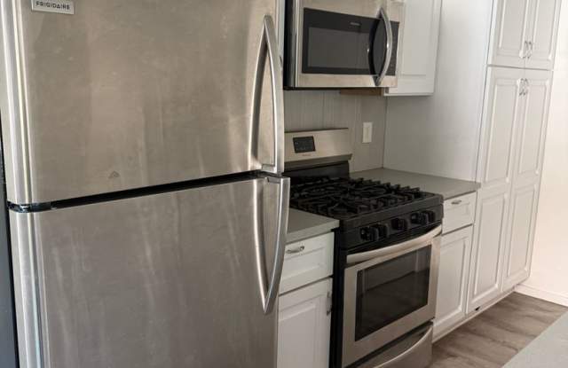 2 Bed / 1 Bath Townhouse-Style Unit — Auburn Greens photos photos 2 Bed / 1 Bath Townhouse-Style Unit — Auburn Greens photos photos