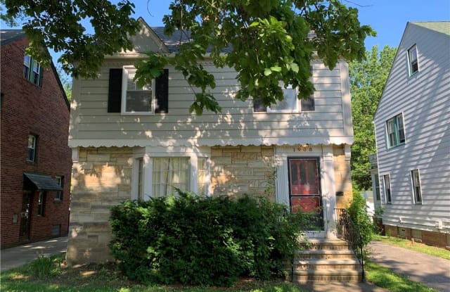 1908 Staunton Rd - 1908 Staunton Road, Cleveland Heights, OH 44118