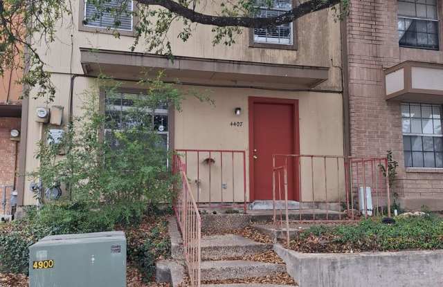 Spacious Townhome! photos photos