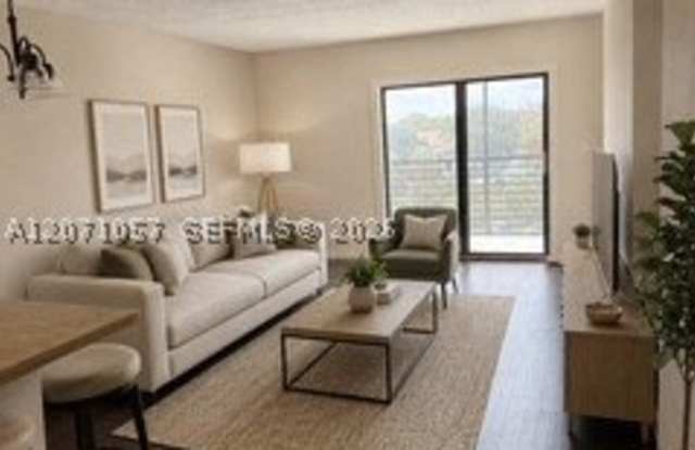 3720 N Pine Island Rd Gallery 2