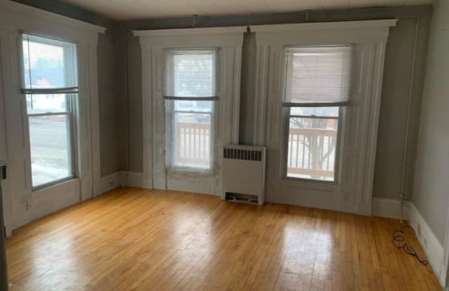 313 State Street Ave 1 - 313 State St, Bangor, ME 04401
