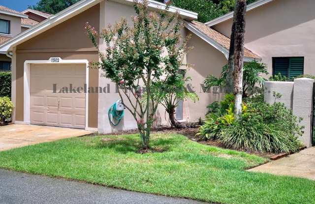 1502 Shelley Place Gallery 2
