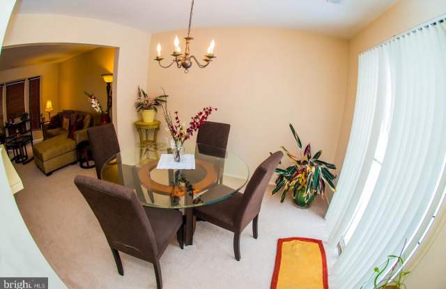 15624 EMERY COURT Gallery 4